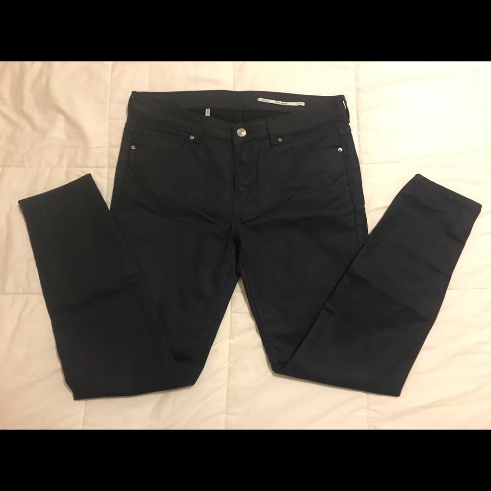 Zara Jean